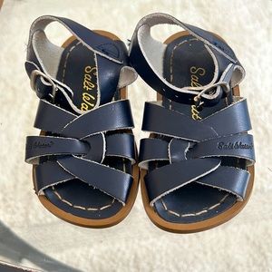 Navy blue Salt water Sandals size 5 toddler
